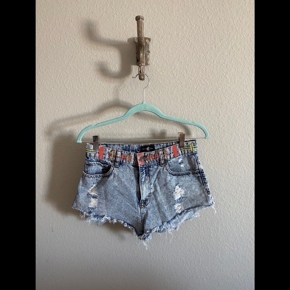 Cello Pants - Cello Jeans Embroidered Distressed Cut Offs​​​​​​​​​